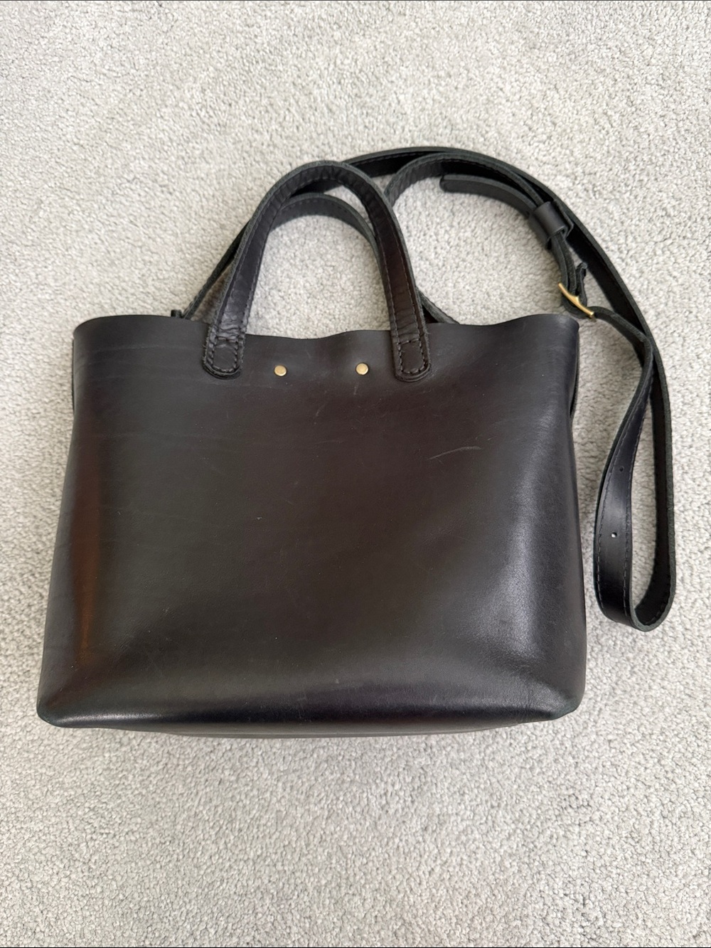 Classic Black Leather Tote Handbag - Versatile Everyday Shoulder Bag
